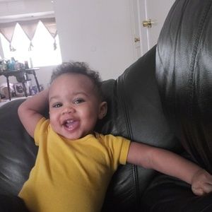 Meet your Posher, Crystal